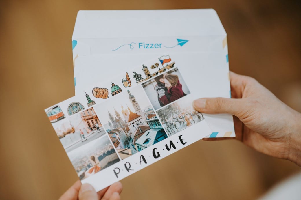 Exemple de carte postale Fizzer envoyée depuis Prague.